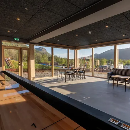 Jølstraholmen Landskapshotell Feriepark Vassenden