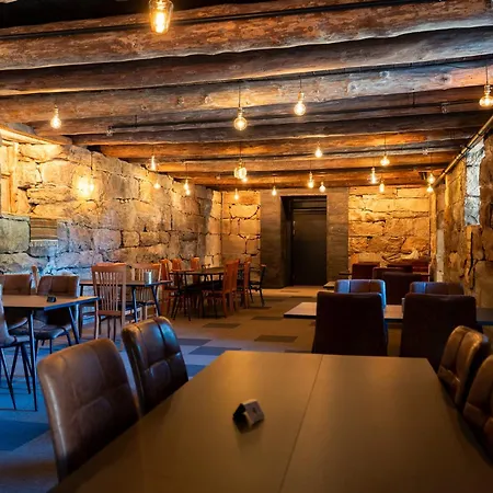 Üdülőpark Jolstraholmen Landskapshotell Vassenden